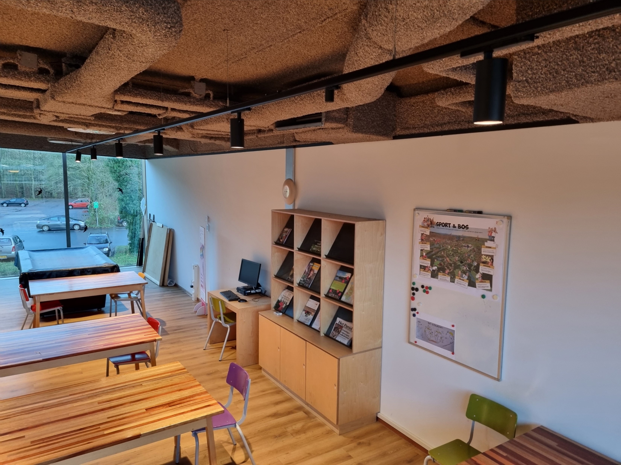 Indica railspots casambi in de kantine
